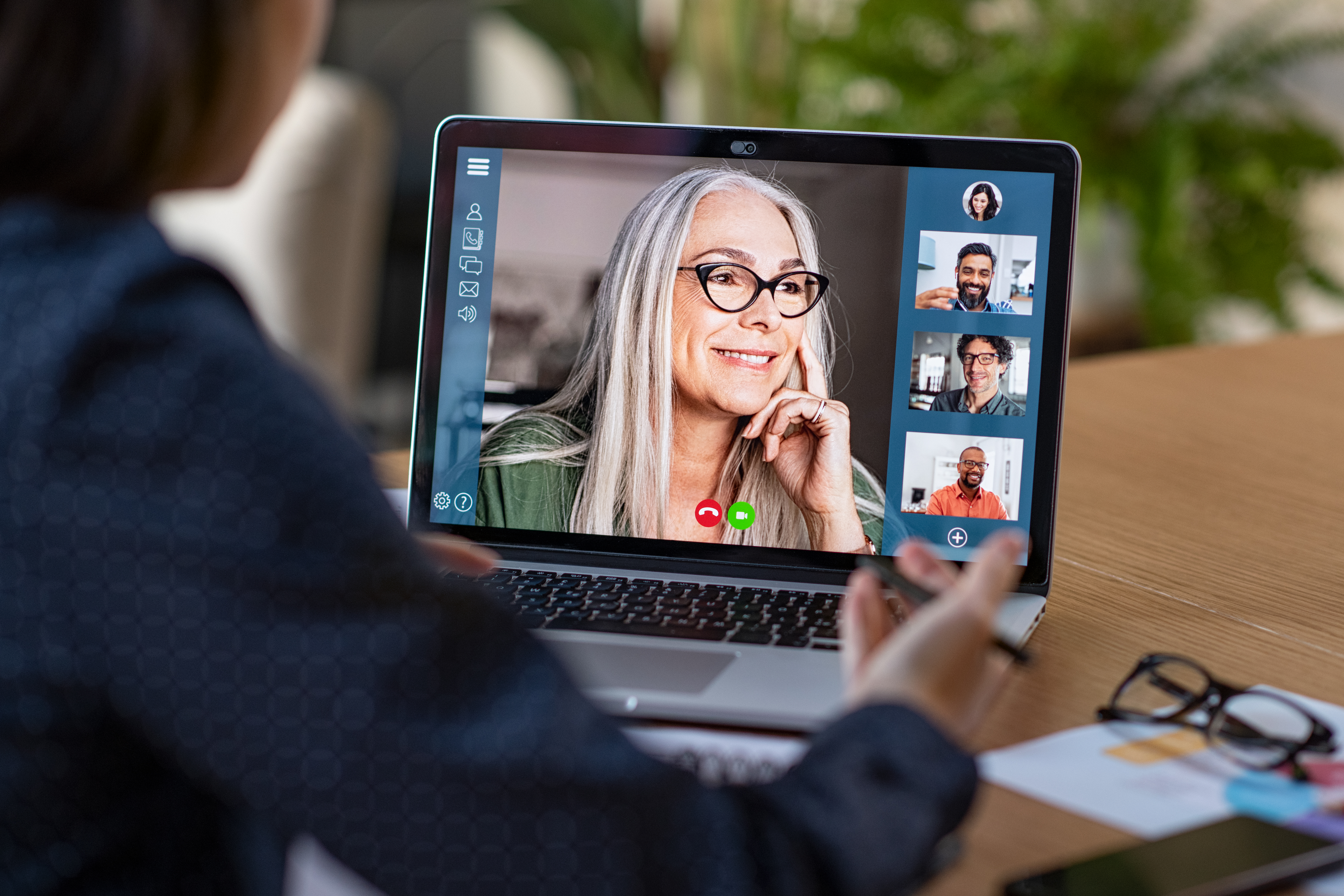 Hr chat video